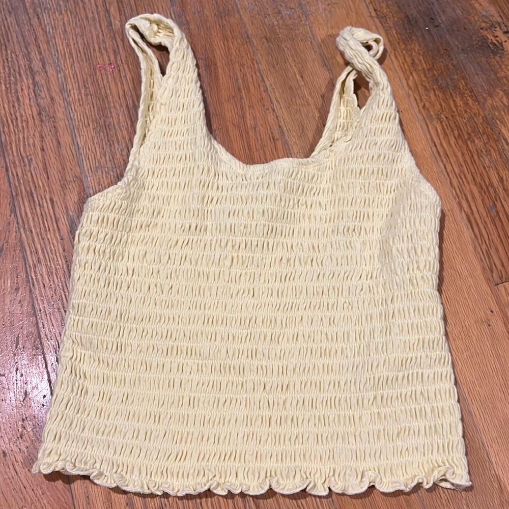 Hollister yellow tank top size small